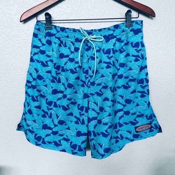 Vineyard Vines Blue Turquoise Shark Fish Print Men’s Swim Trunks Shorts S - Picture 1 of 5